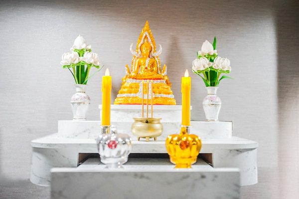 หิ้งพระติดผนัง โมเดิร์น Size M หินอ่อน Classic Marble - Image 3